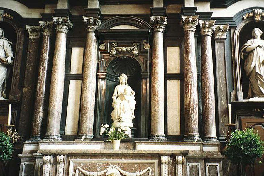 Микеланджело лепил Мадонну с мужчины - Культурные и спортивные мероприятия