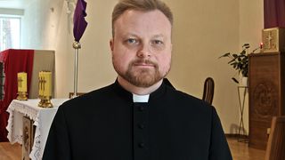 Mielieji! Kristus prisikėlė! Aleliuja! (video)