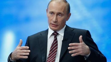 Путин: В учебниках должна быть каноническая версия нашей истории