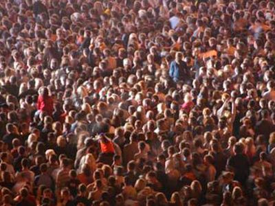 Первомайская демонстрация в центре Киева - В Мире