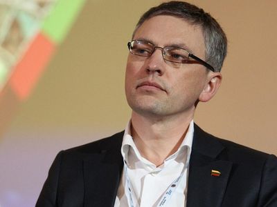 В.Бакас предлагает безотлагательно ужесточать лицензии СМИ и подготовить закон о конфискации гражданского имущества - Литва и страны Балтии