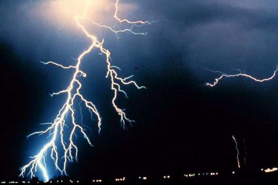 На столицу Литвы надвигается вулканическая гроза - Литва и страны Балтии