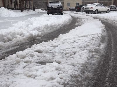 Для борьбы со снежными завалами во дворах будет задействована дополнительная техника (видео) - В Висагинасе