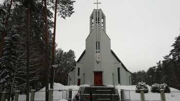 Католическая церковь Литвы отказалась после критики от возобновления публичных служб