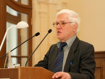 Литовский историк: «Еще никогда так масштабно не сокращался литовский народ!»

                                                                 - Литва и страны Балтии