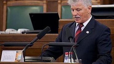 Латвийский депутат отделался выговором за интервью на русском