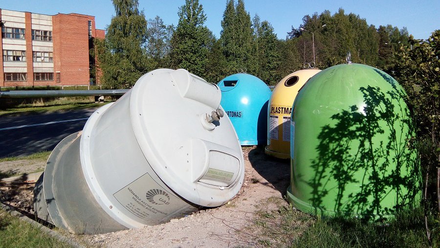 «Письма в редакцию».  Нужен ли контейнер для бытовых отходов дому Тайкос, 88? - В Висагинасе