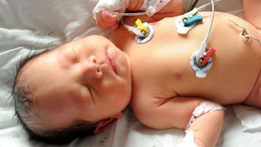 В Китае младенец «воскрес» прямо перед собственной кремацией - В Мире