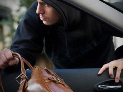 Ночная кража: задержана подозреваемая                                         - Происшествия и криминал