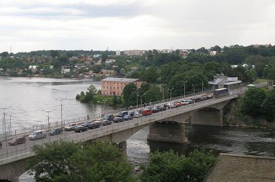 Россиянам надоели «алкотуристы» из Эстонии 
 - Хобби, отдых и развлечения