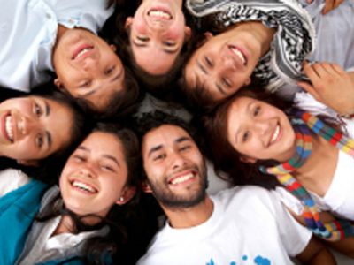 12 августа — Международный день молодежи
                 - Мир молодежи