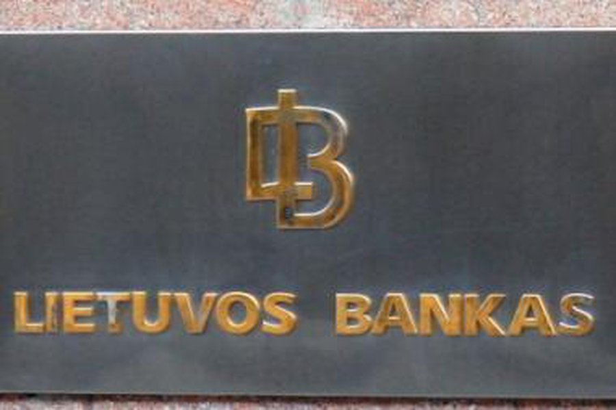 Деньгами распоряжаются династии банкиров - Литва и страны Балтии