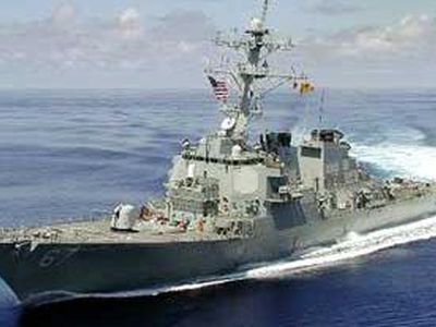 США отправили к побережью Ливана эсминец «Коул» - В Мире