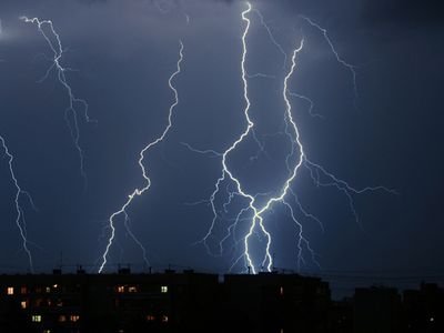 Синоптики предупреждают о буре на востоке Латвии - Литва и страны Балтии