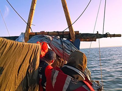 599 км за 20 дней. Путешестве от Палуше до Куршского залива на плоту "SIELIS" (видео) - В Висагинасе