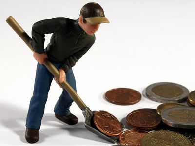 Оппозиция обратилась в Генпрокуратуру: есть подозрение, что руководство ESO нажилось на переплатах жителей - Литва и страны Балтии