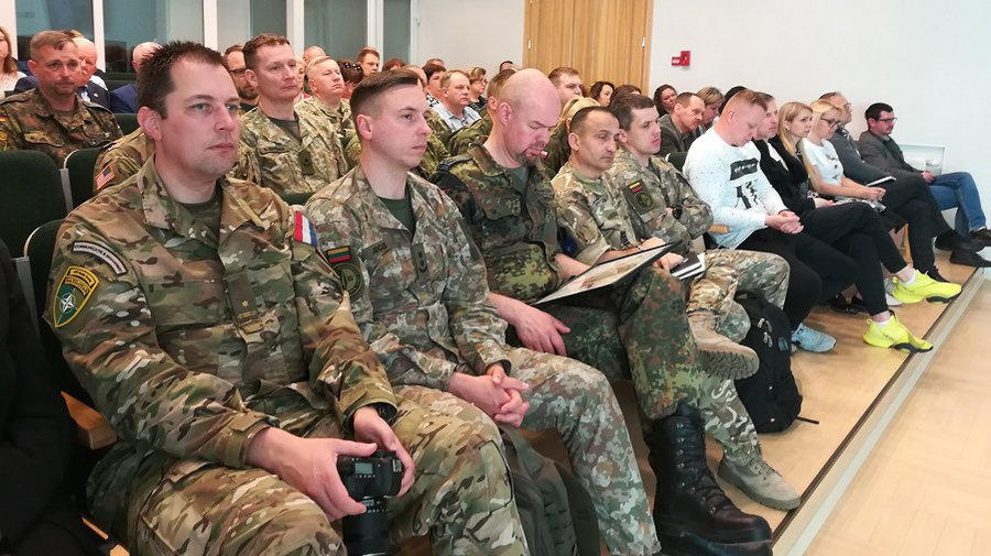 Десятки солдат НАТО в Литве заразились коронавирусом - Литва и страны Балтии