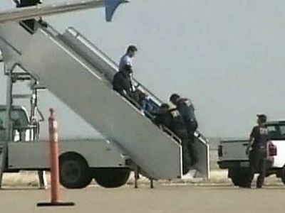 Рейс на Лас-Вегас: командир самолета во время полета сошел с ума                                 - Хобби, отдых и развлечения