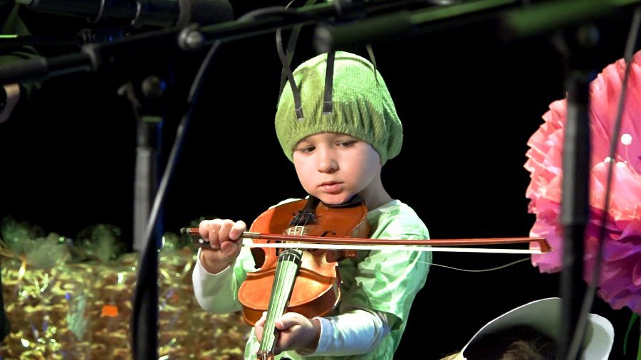 130 голосов радости: фестиваль «Šypsenėlė» снова собирает друзей (видео) - В Висагинасе