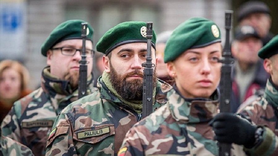 Приостановлен призыв на обязательную военную службу в 2018 году - Литва и страны Балтии