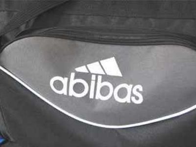 Už falsifikuotas žymių firmų prekes skirtos piniginės baudos                 - Lietuva ir Baltijos šalys