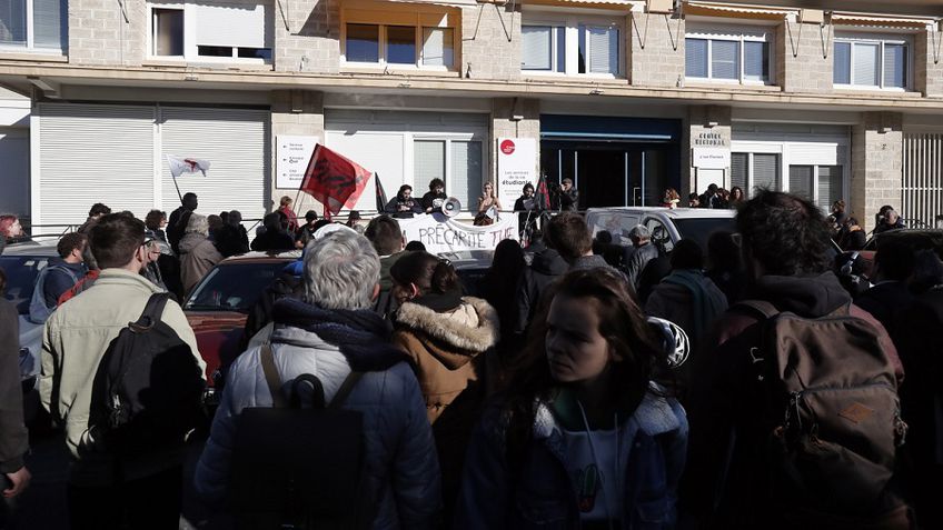 Prancūzijos studentai protestavo dėl skurdo ir nesaugumo jausmo