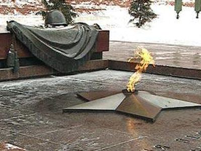 Россияне отмечают День защитника Отечества - В Мире