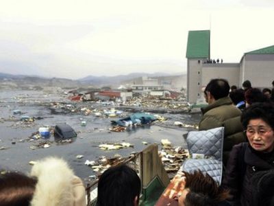 Po drebėjimo buvusią rimtį keičia panika - Pasaulyje