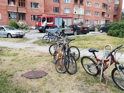 В Висагинасе сделают стоянки для велосипедов под навесом и контейнерного типа - В Висагинасе