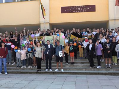 Висагинские школьники встретились с легендарным путешественником Ауримасом Валуявичюсом (видео) - Служба региональных новостей