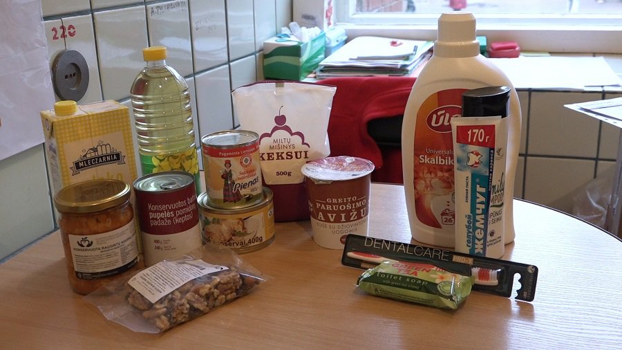 C 21 июня – выдача продуктов и средств гигиены малоимущим жителям - В Висагинасе