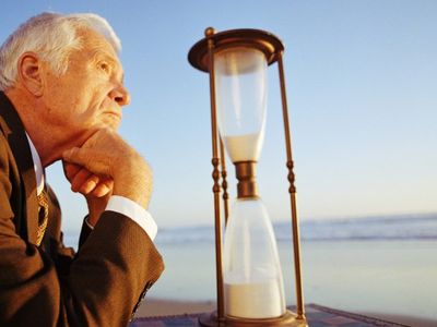 Еврокомиссия к 2060 году доведет пенсионный возраст жителей Европы до 70 лет - В Мире