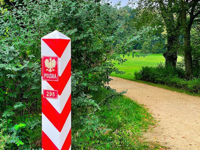 Ужесточение контроля на границе с Польшей: проверяют все автомобили без исключения - Литва и страны Балтии