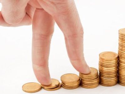 Впервые после кризиса реально будут расти зарплаты - Литва и страны Балтии