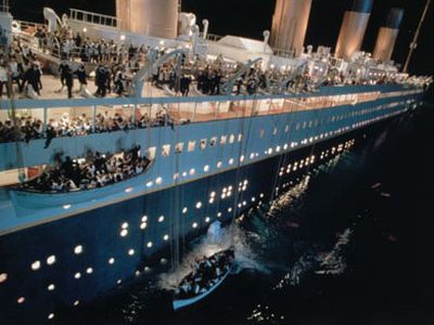Круиз в память о «Титанике» отправился из Европы в США                                  - В Мире