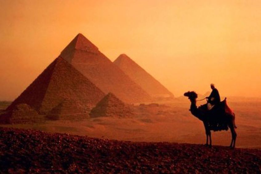 Турпоток в Египет сократился на треть