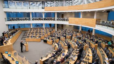 Парламент Литвы одобрил проект госбюджета на 2021 год с дефицитом в 7% ВВП