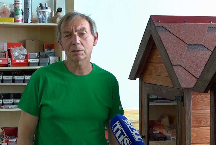 Уличные библиотечки вновь радуют горожан (видео) - В Висагинасе