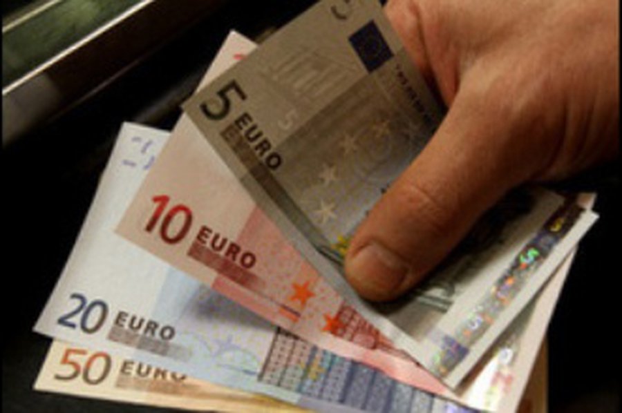 Бездомный нашел и вернул владельцу 7000 евро                                 - Хобби, отдых и развлечения