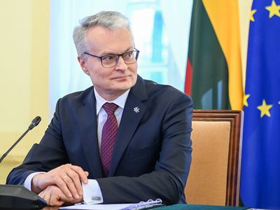 Президент получил приглашение на участие во Всемирном экономическом форуме в Сингапуре - В Мире