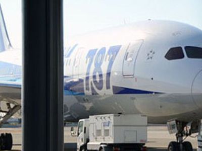 У нового Boeing 787 Dreamliner треснуло лобовое стекло - В Мире
