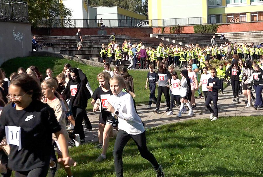 Прогимназия «Gerosios vilties»: бежали все (видео) - В Висагинасе