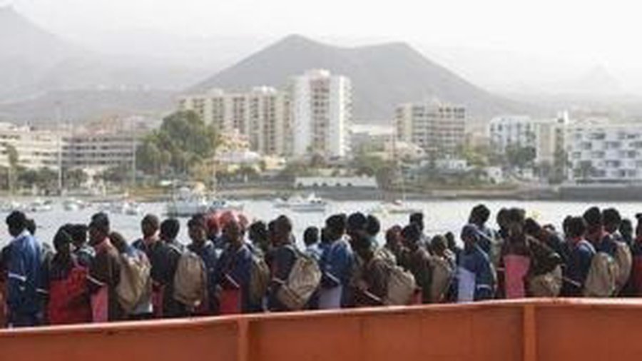 Великобритания ужесточает правила въезда трудовых мигрантов - В Мире