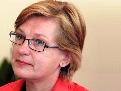 Литовские власти убеждают пенсионеров, что им правильно снизили пенсию больше, чем обещали - Литва и страны Балтии