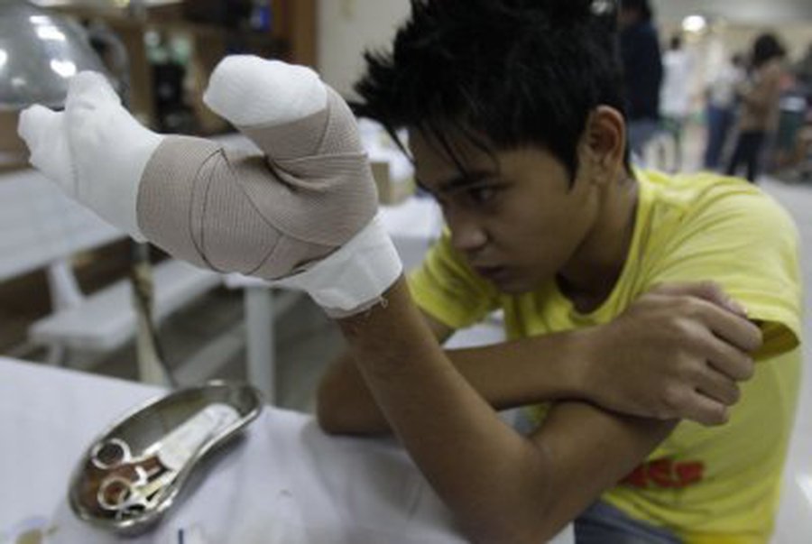 Filipinuose sutinkant Naujuosius žuvo berniukas ir buvo sužeista dar 200 žmonių - Pasaulyje