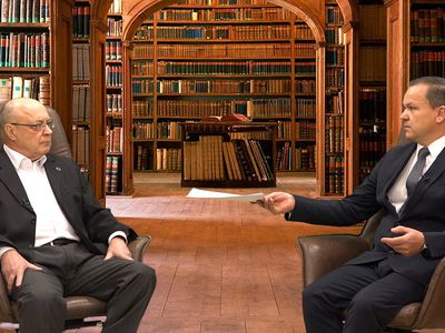 Мнения разошлись. Эрландас Галагуз и Олег Быков - в программе &quot;Прямой разговор&quot; (видео) - В Висагинасе