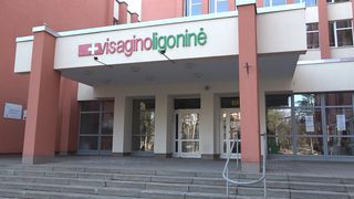 За сутки в детское отделение Висагинской больницы поступили девять детей с рвотой и высокой температурой
