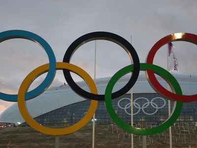 В Сочи началась борьба за олимпийские медали - Культурные и спортивные мероприятия