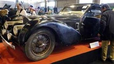 Раритетный спорткар Bugatti продали за 3,4 миллиона евро