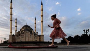 Закрылся чеченский паблик, обличавший девушек в коротких юбках